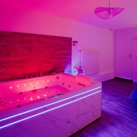 Appartspa59 - Suite Tentation - Balneo, Sauna - Secret Room En Option Supplementaire Valenciennes Exterior photo